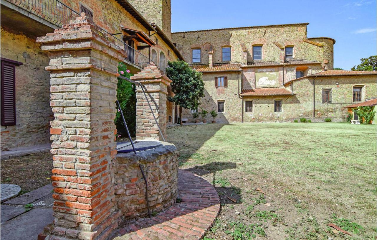 1 Bedroom Gorgeous Apartment In Arezzo Dış mekan fotoğraf