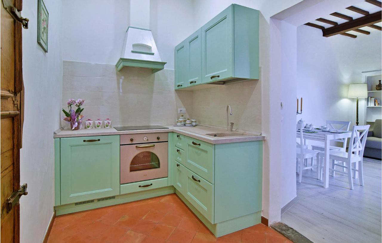 1 Bedroom Gorgeous Apartment In Arezzo Dış mekan fotoğraf