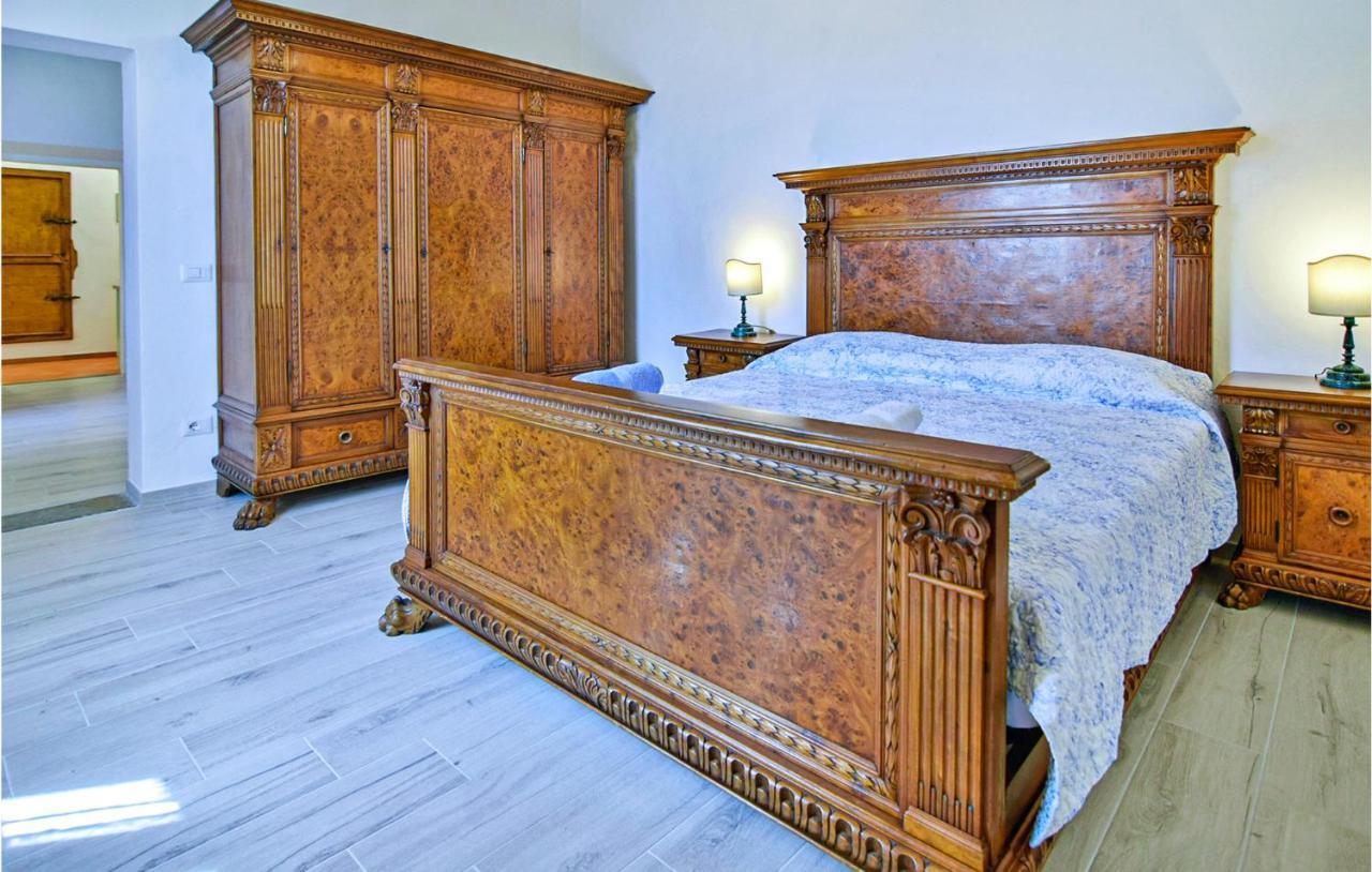 1 Bedroom Gorgeous Apartment In Arezzo Dış mekan fotoğraf